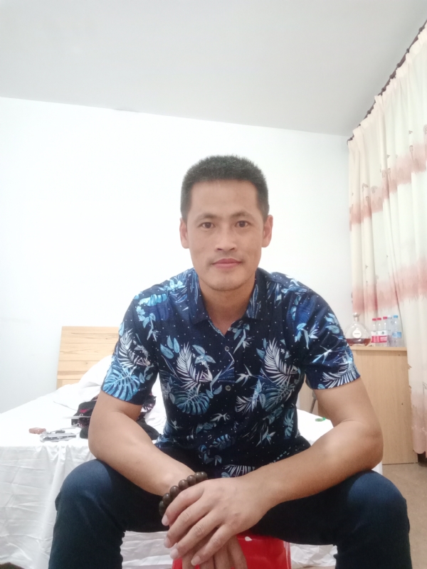 风雨夜归人的第二张照片--政和征婚网