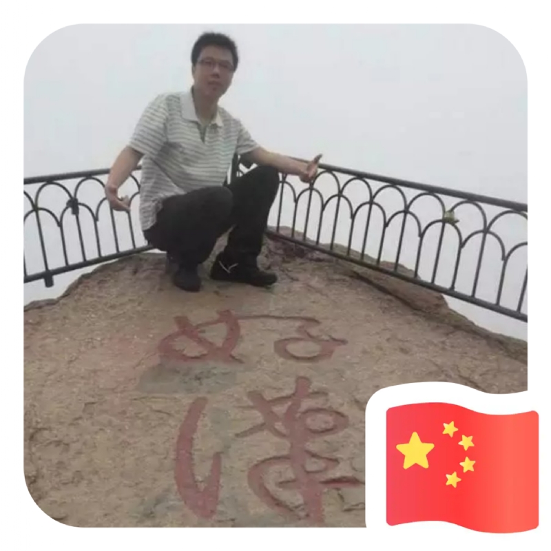 一只小虎牙的第一张照片--政和征婚网