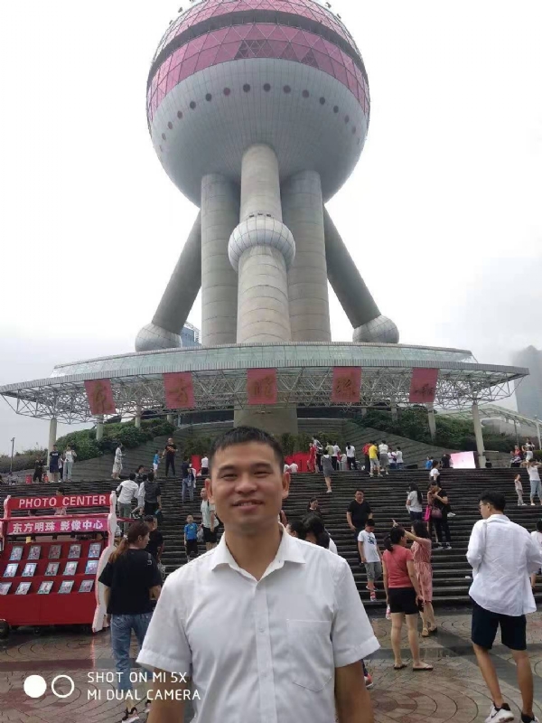 小猫吃老鼠的第一张照片--政和征婚网