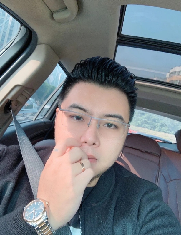 把苹果咬哭的第一张照片--政和征婚网