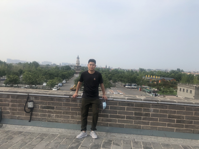 123.向左向右的第一张照片--政和征婚网