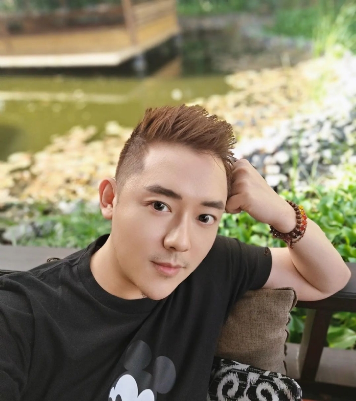 黄家豪的第二张照片--政和征婚网