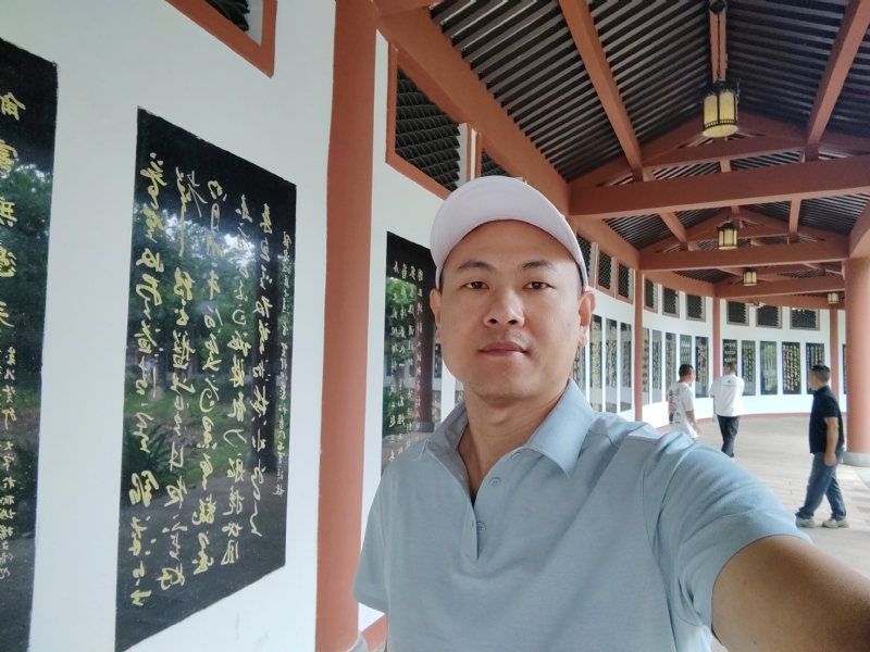 爱运动的范的第一张照片--政和征婚网