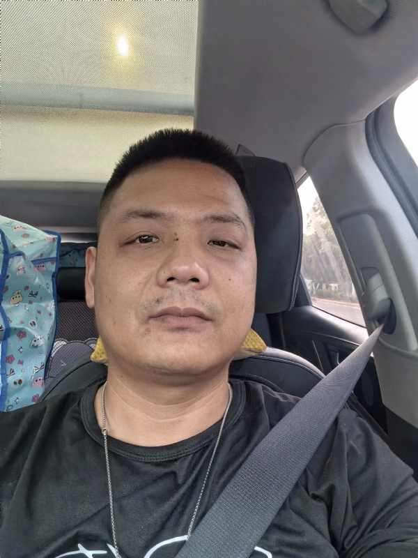 卖电池的大叔的第一张照片--政和征婚网